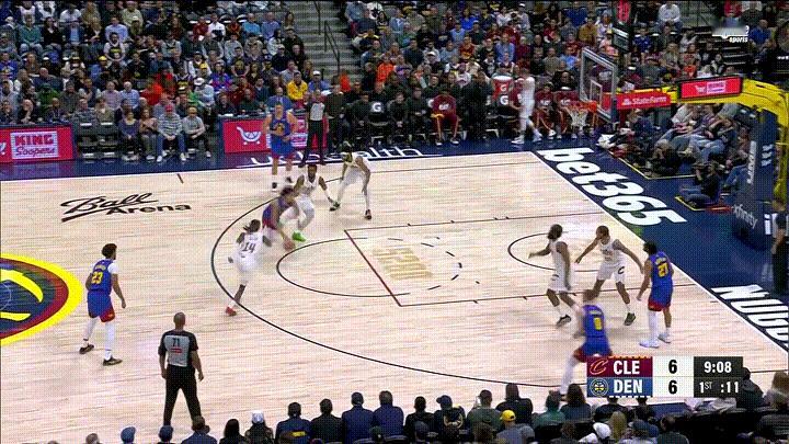 我必须要怒赞骑士巨星哈登的防守积极性！在今天骑士客场挑战掘金的比赛中，当时比赛进