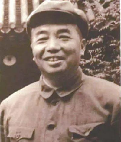 1978年，彭德怀追悼会上，彭老彭德怀追悼会上，彭老侄女彭钢听到悼词后表示不满意