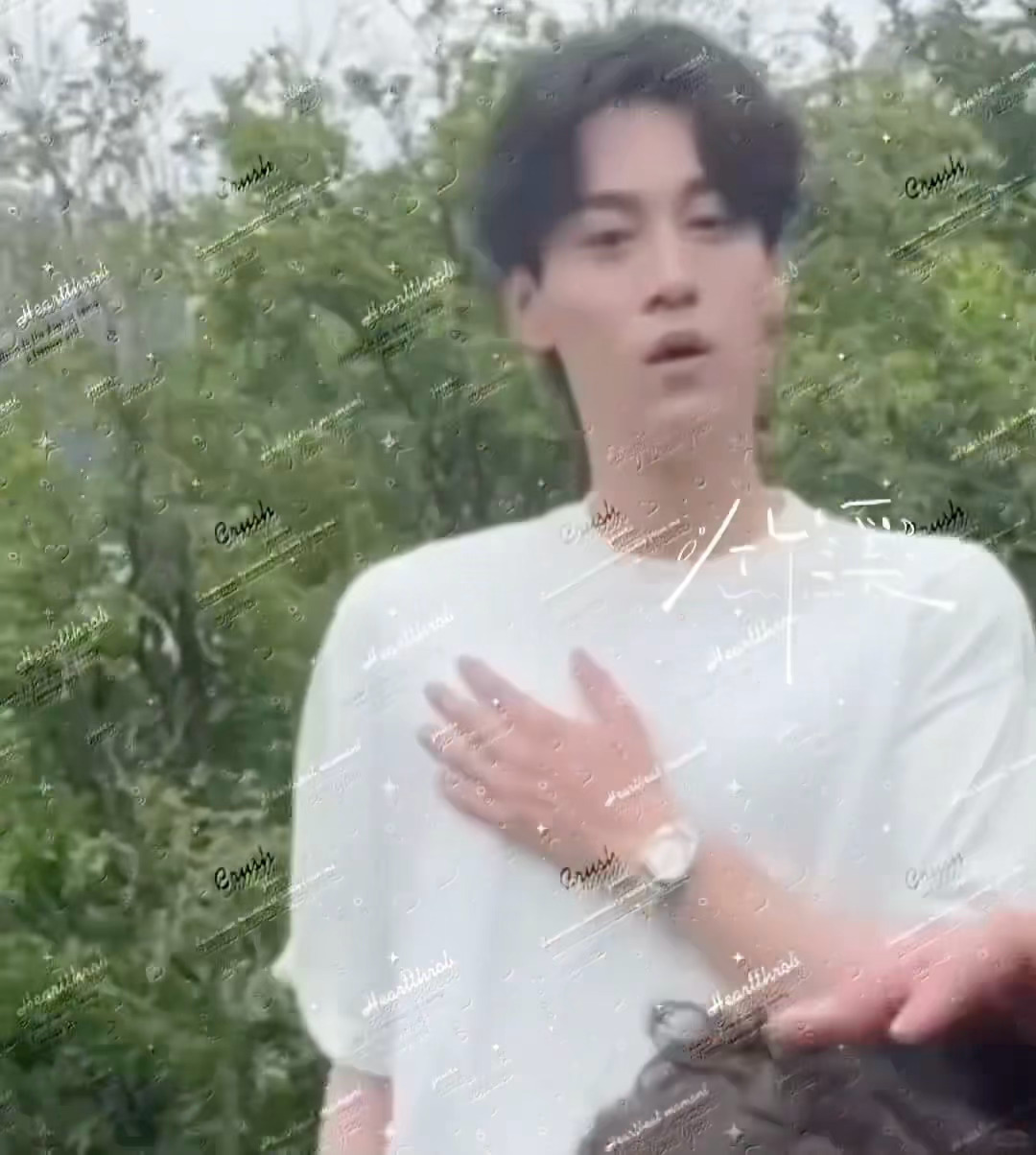 亲生的也没这么像吧 cr.竹溪 