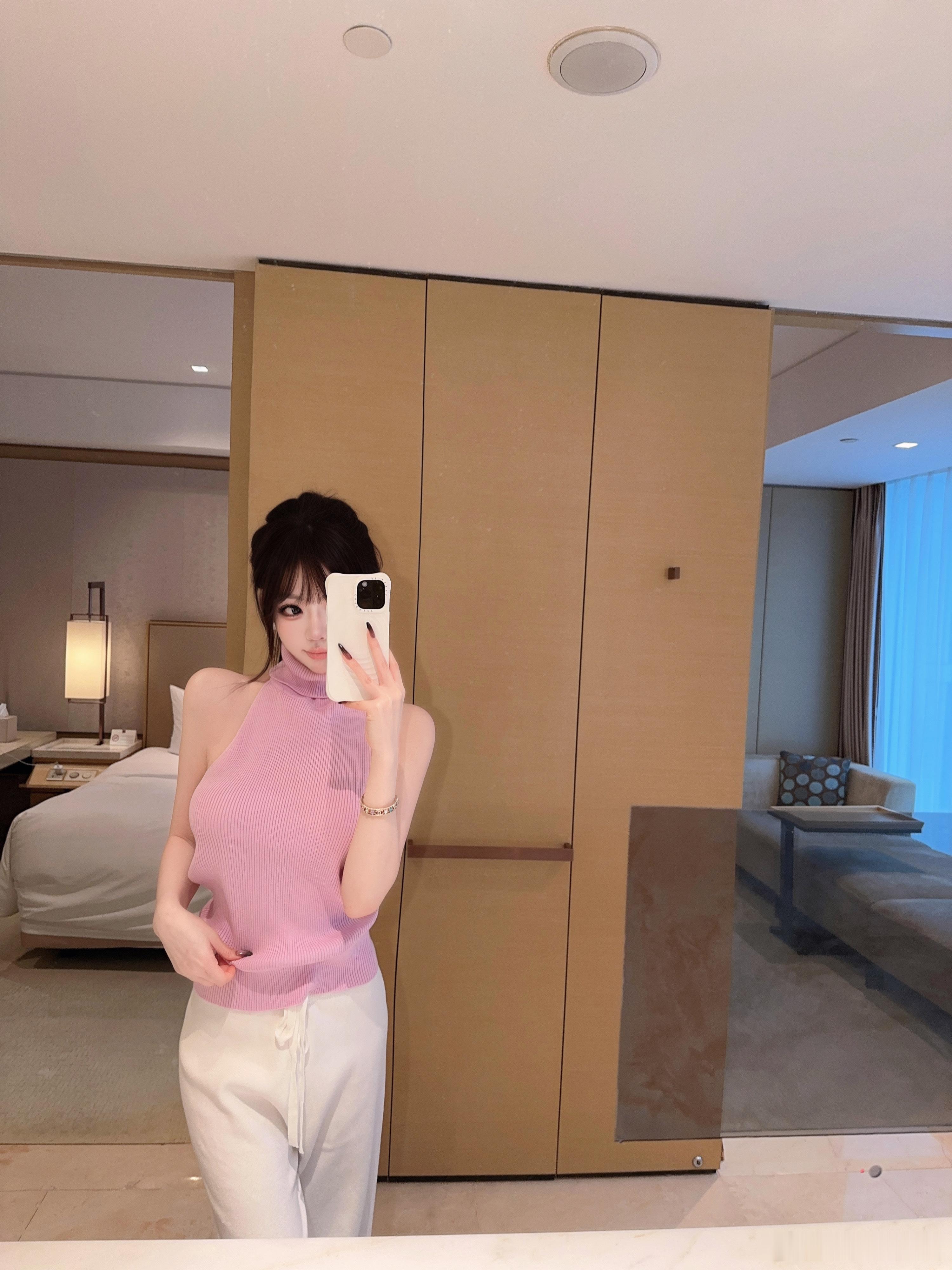 我就这样姐一天  妹一天 ​​​