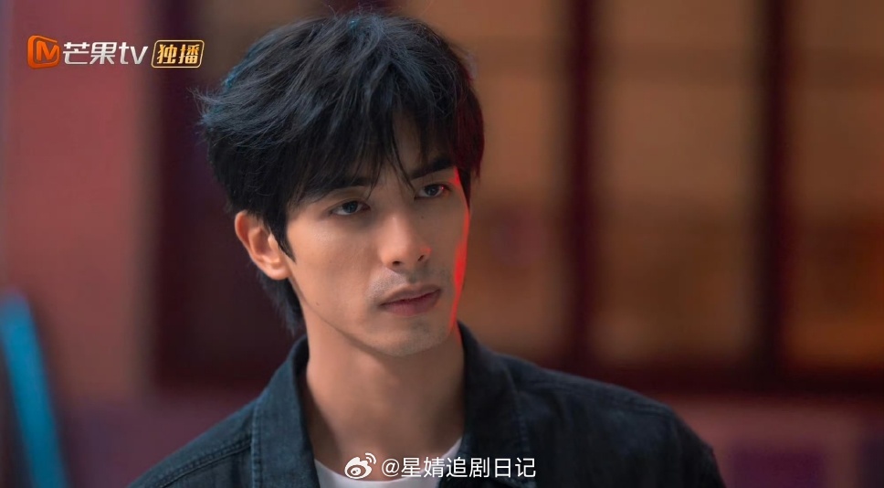 恭喜宋威龙微博演员影响力热度值单日破9200万，从年初骄阳似我，到暑期档千香、野
