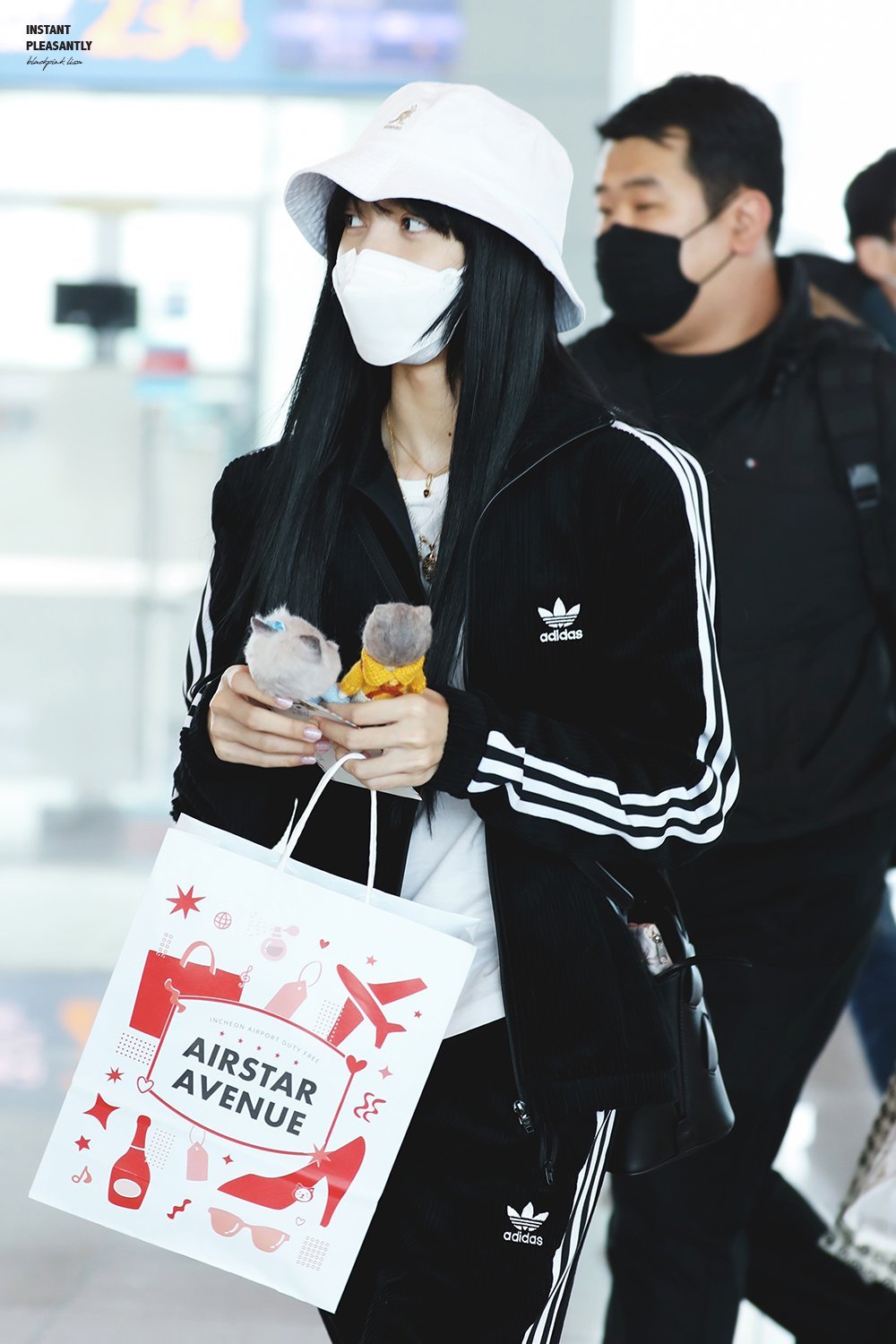 LISA🥰向全世界安利LISA 【考古安利】200222 🇰🇷ICN出境L