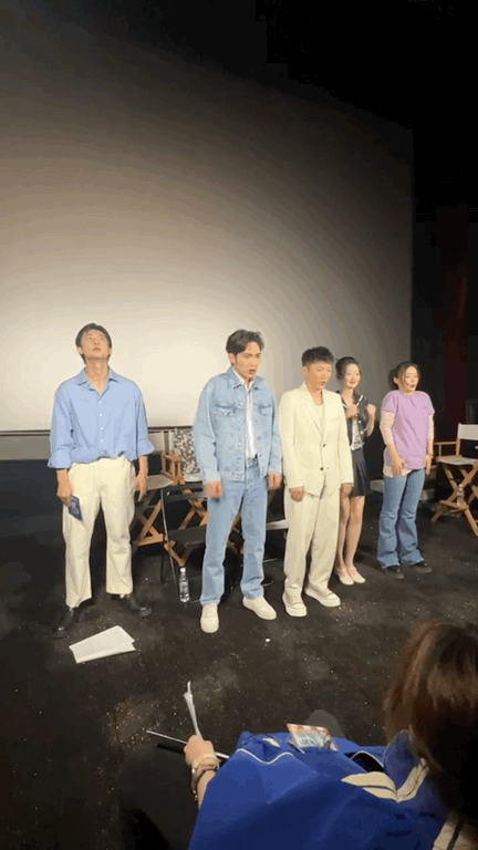 #谁家剧宣跳消气操# 家人们，不会还有人不知道#电视剧手术直播间# 现场带大家跳