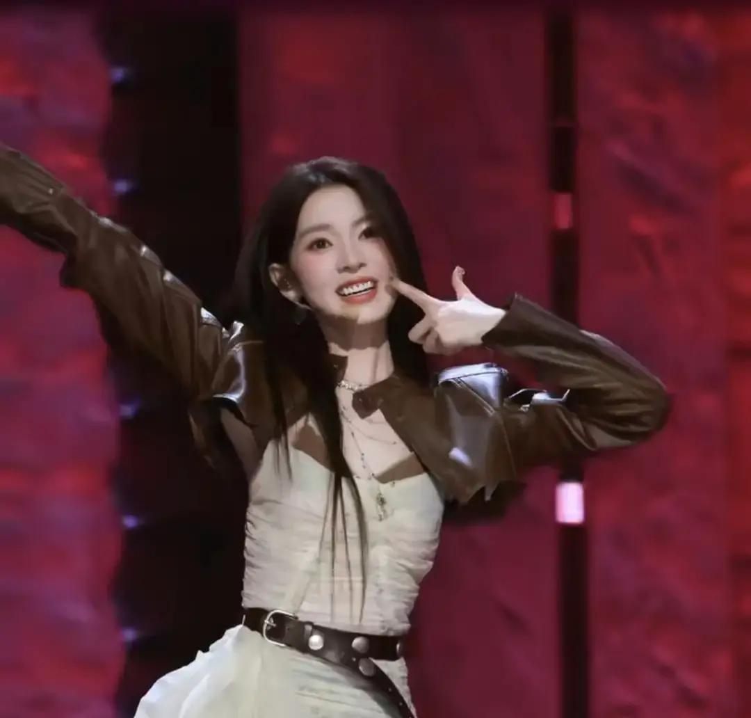 同凭《无心法师》出圈，金晨资源拿到手软，陈瑶为啥活成了“佛系艺人”？
当年《无心