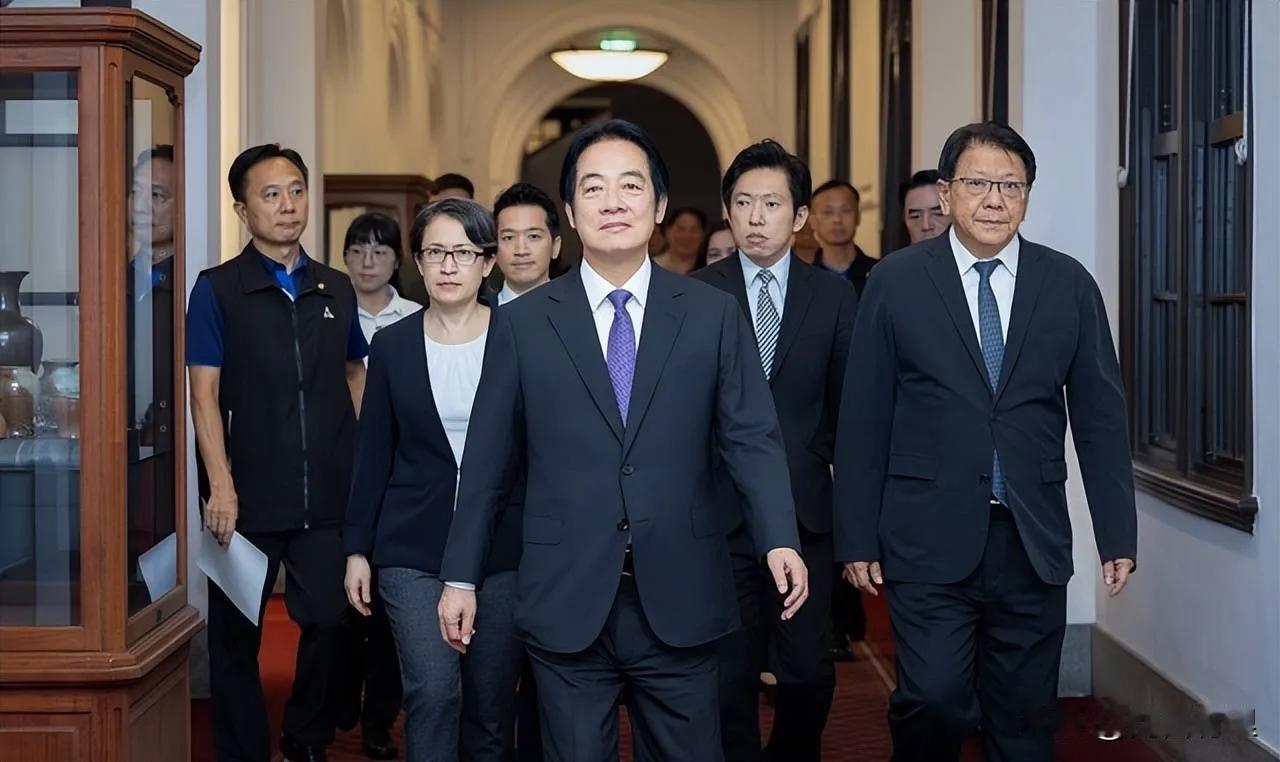 民进党签的是“贸易协议”还是“跑路清单”？

民进党还在高喊台美关税协议是“胜利