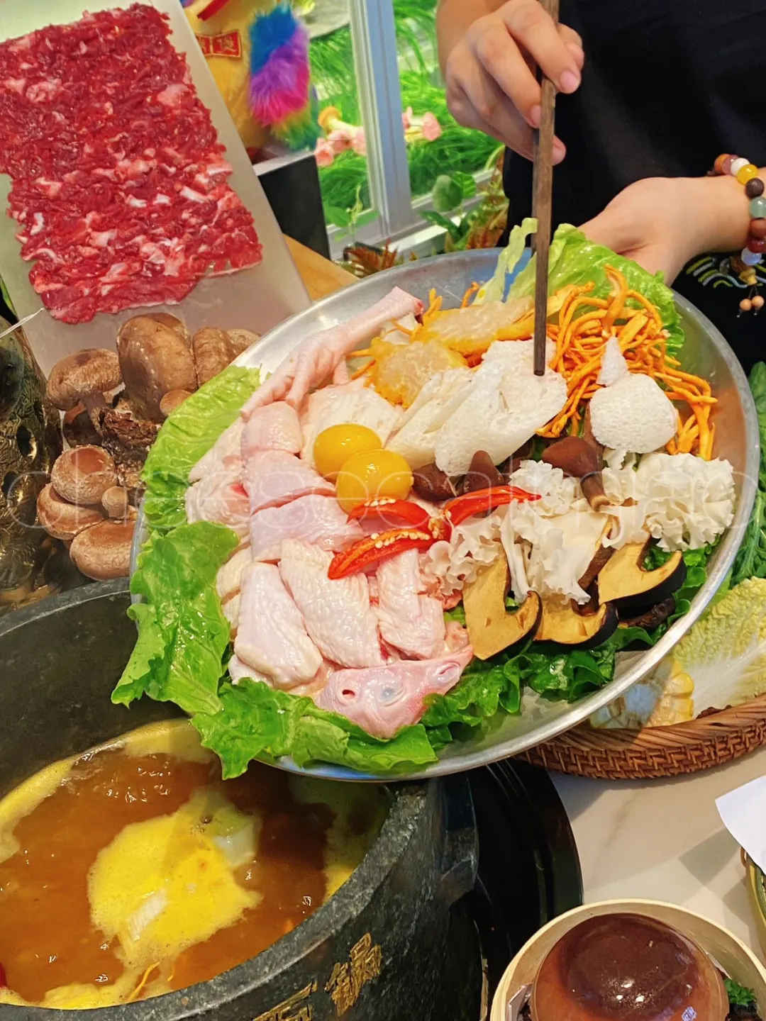 野生菌墨脱石锅土鸡深得我心❤️一次尝个遍