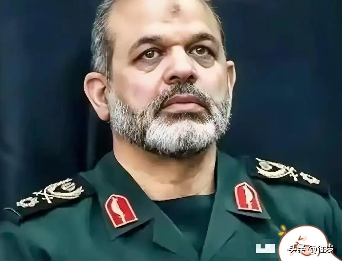 伊朗军方发布最新声明！
 
3月7日，伊朗军方发言人阿布法兹尔·谢卡尔奇发布最新