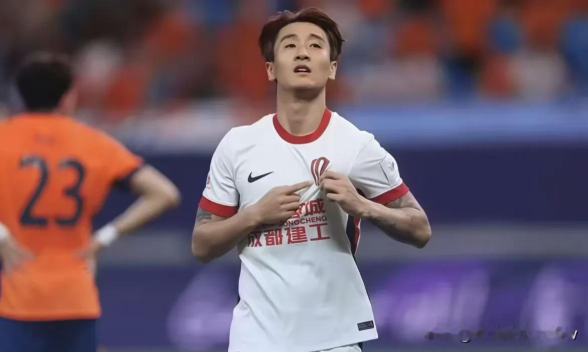 韦世豪才是成都蓉城真男人，有血性，敢做敢当，敢于亮剑，为了成都蓉城韦世豪是真拼了