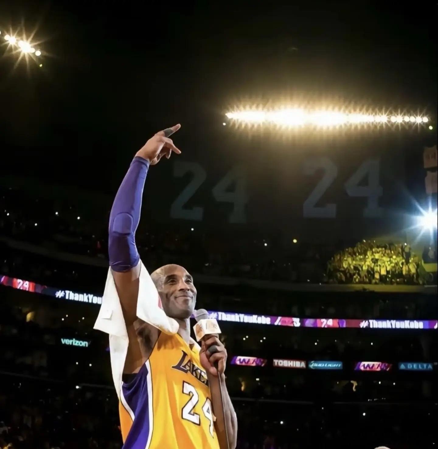 凌晨四点🕓💜💛科比KobeBryant凌晨四点