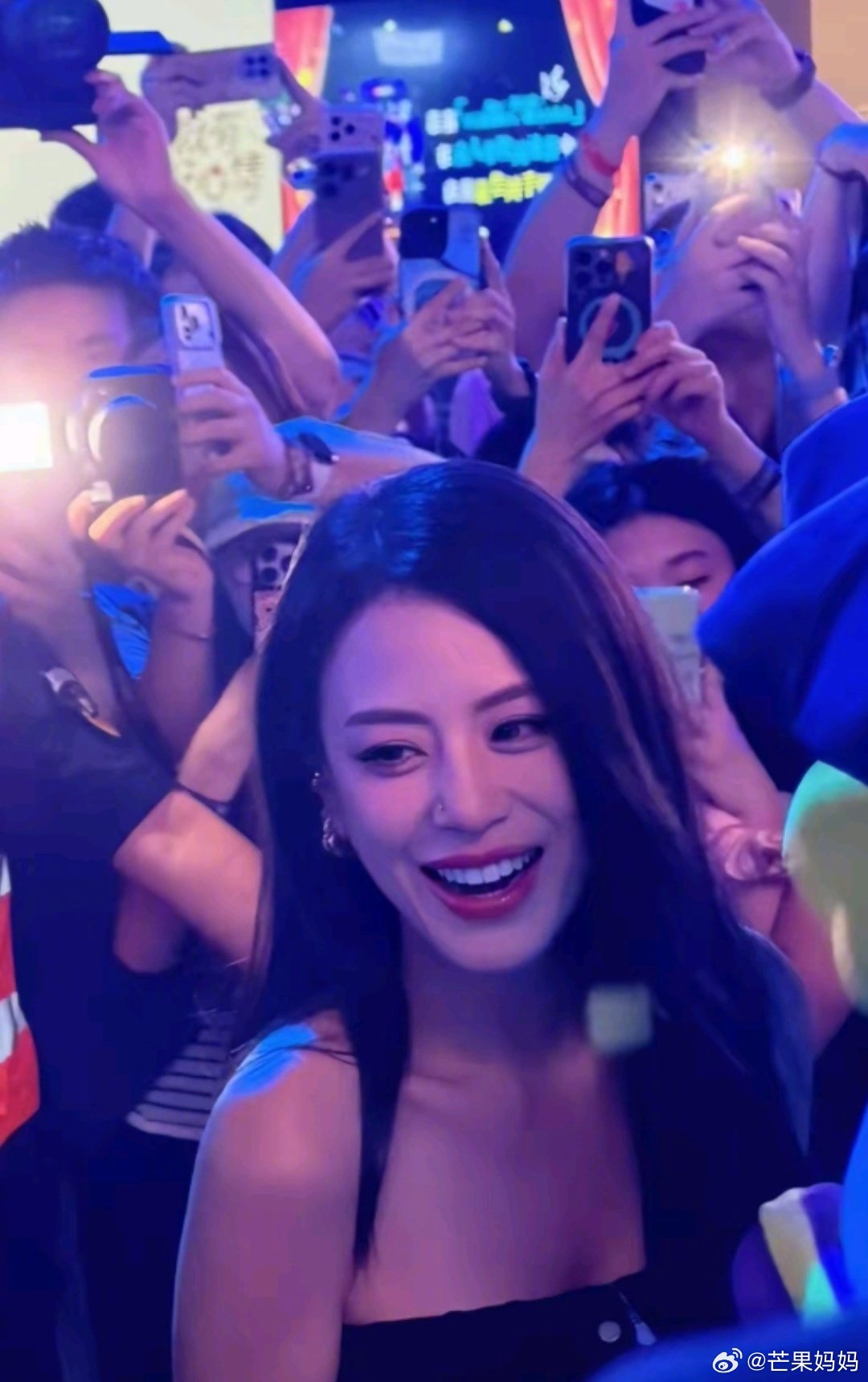 江语晨地表最强括号笑[拜托] ​​​