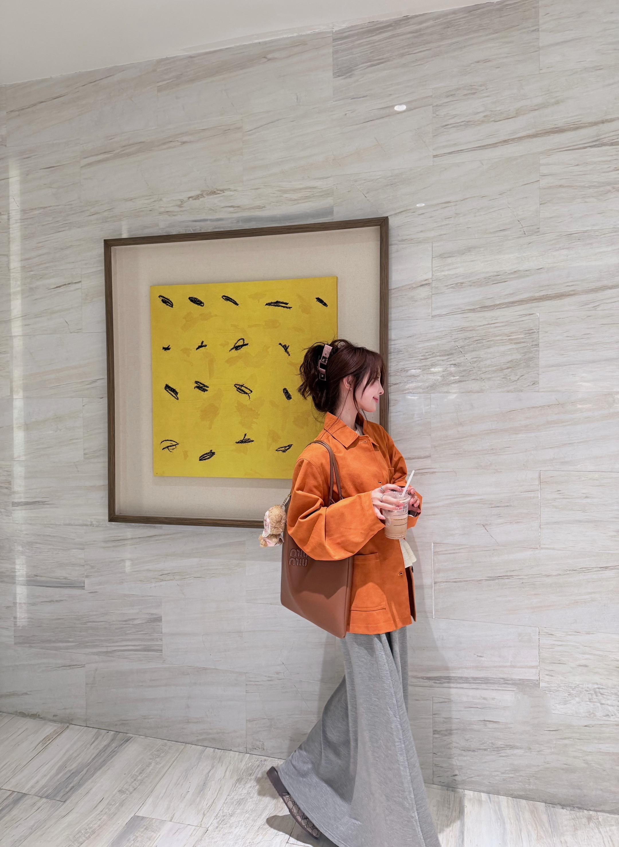 我一直在等待幸福降临 但其实幸福早已降临在我身上 在我希望你幸福的每一刻