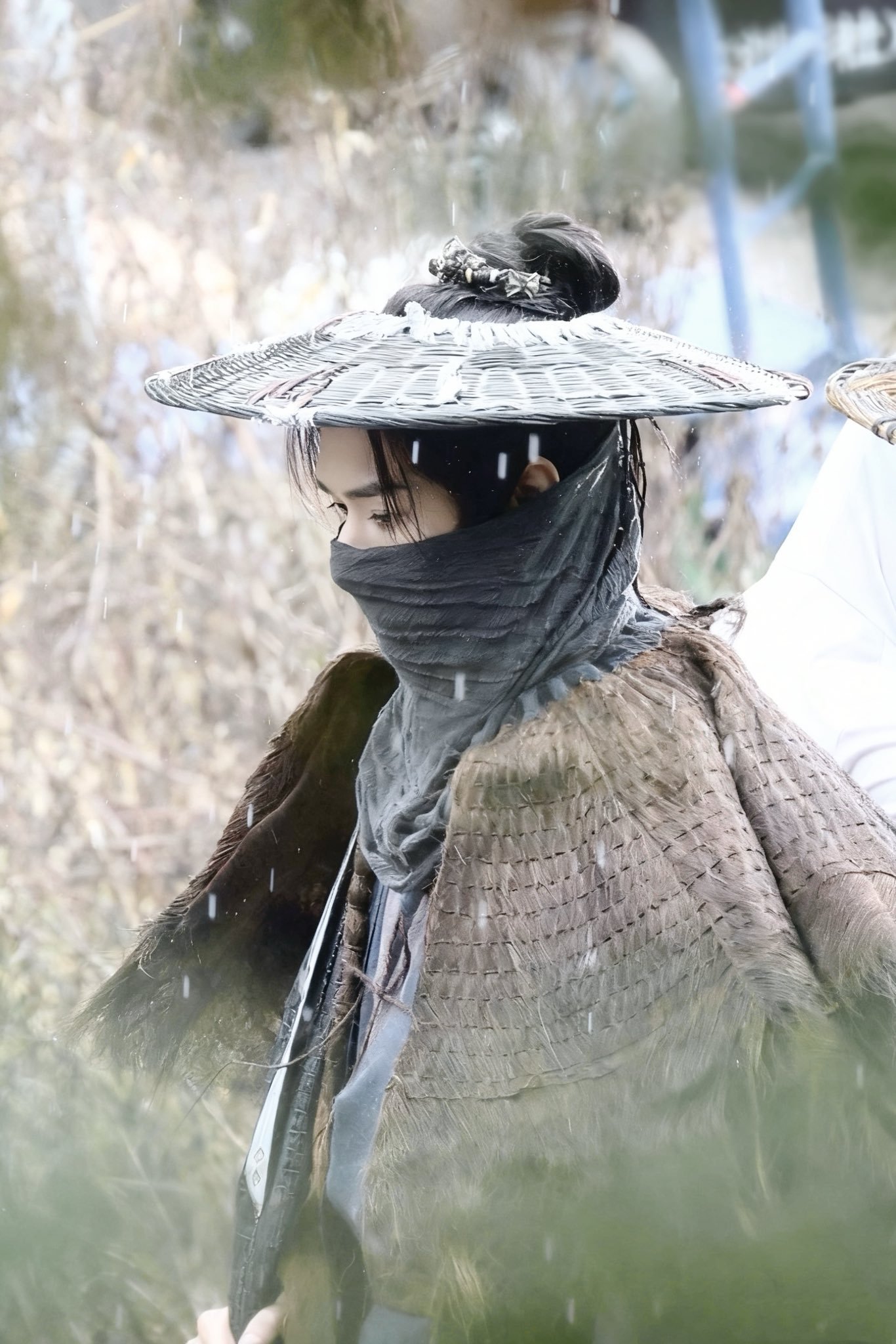 龚俊《白衣公卿》路透。 ​​​