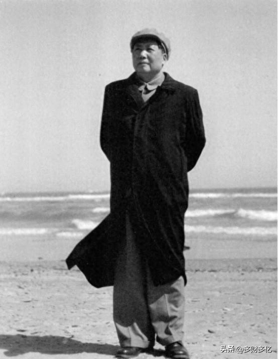 1965年毛主席重访井冈山根据地，汪东兴在黄洋界关口认出消失31年的老部下陈兴发