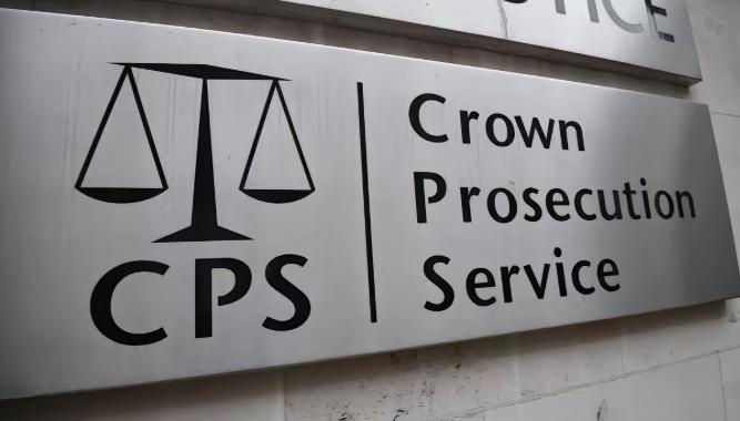 英国出手了。一名中国公民，在伦敦的85套房产，总价值8100万英镑，约7.38亿