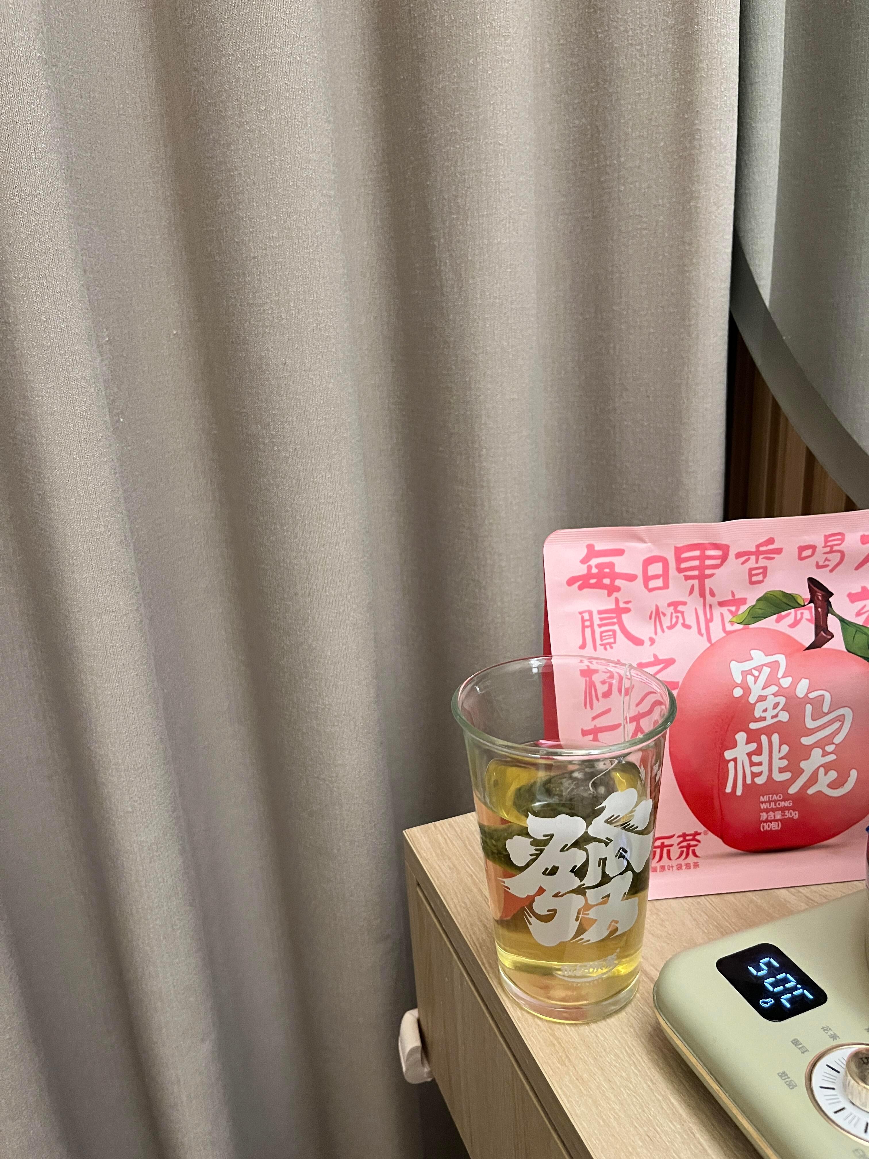 来杯果茶 🍑浓浓的果香味 