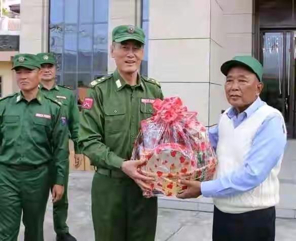 小编觉得果敢同盟军与缅军像是达成了某种默契，至少在短期内不会发生对抗。同盟军在缅