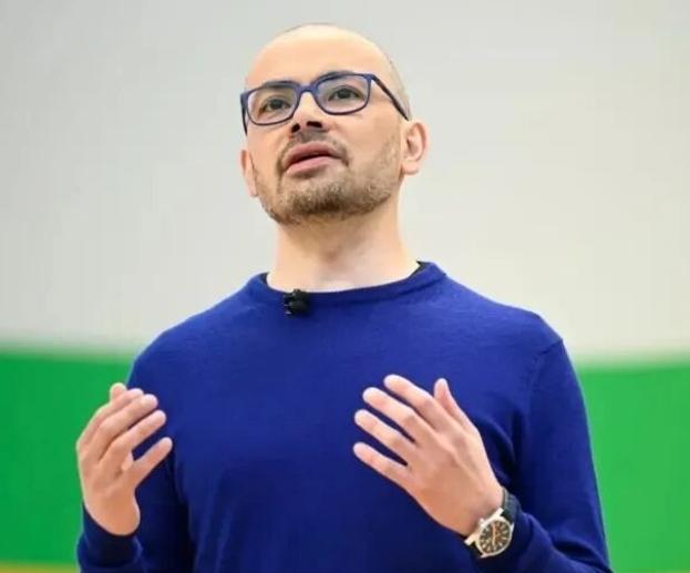 时隔10年~人机大战~哈萨比斯将与申工智能交锋


被称为AlphaG0之父的代