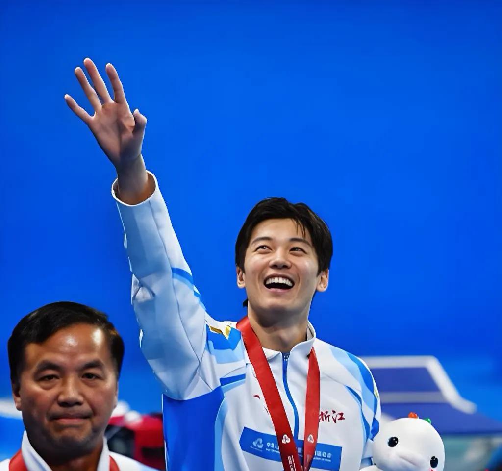 我是广东黑牛哥。今晚必须聊聊汪顺——杭州亚运会男子200米个人混合泳，1分54秒
