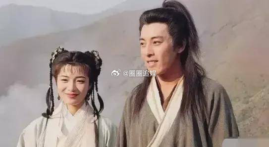 一位女富婆盯上了吕颂贤，直接甩出5000W支票：“你陪我吃顿饭，可以拿走500W