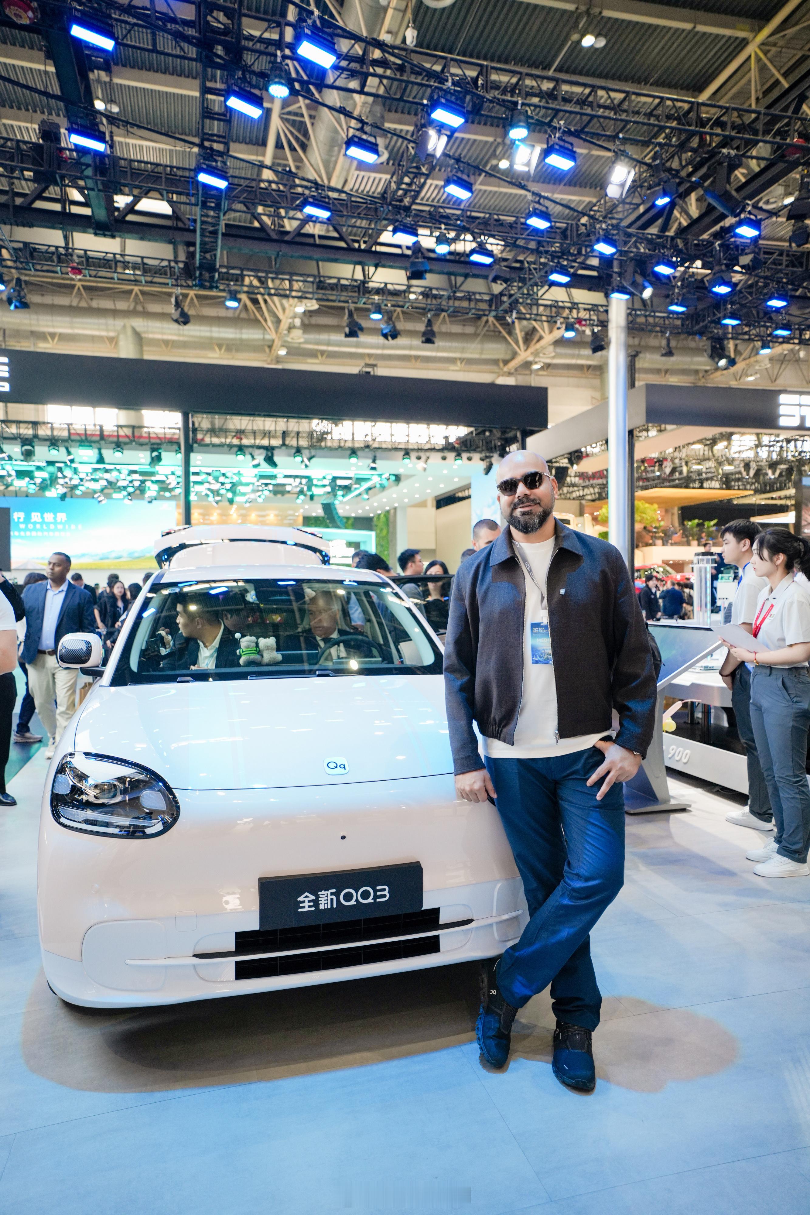 奇瑞的全球化最近动作挺密的。4月8号刚在巴塞罗那启动欧洲运营中心4月9号就宣布和