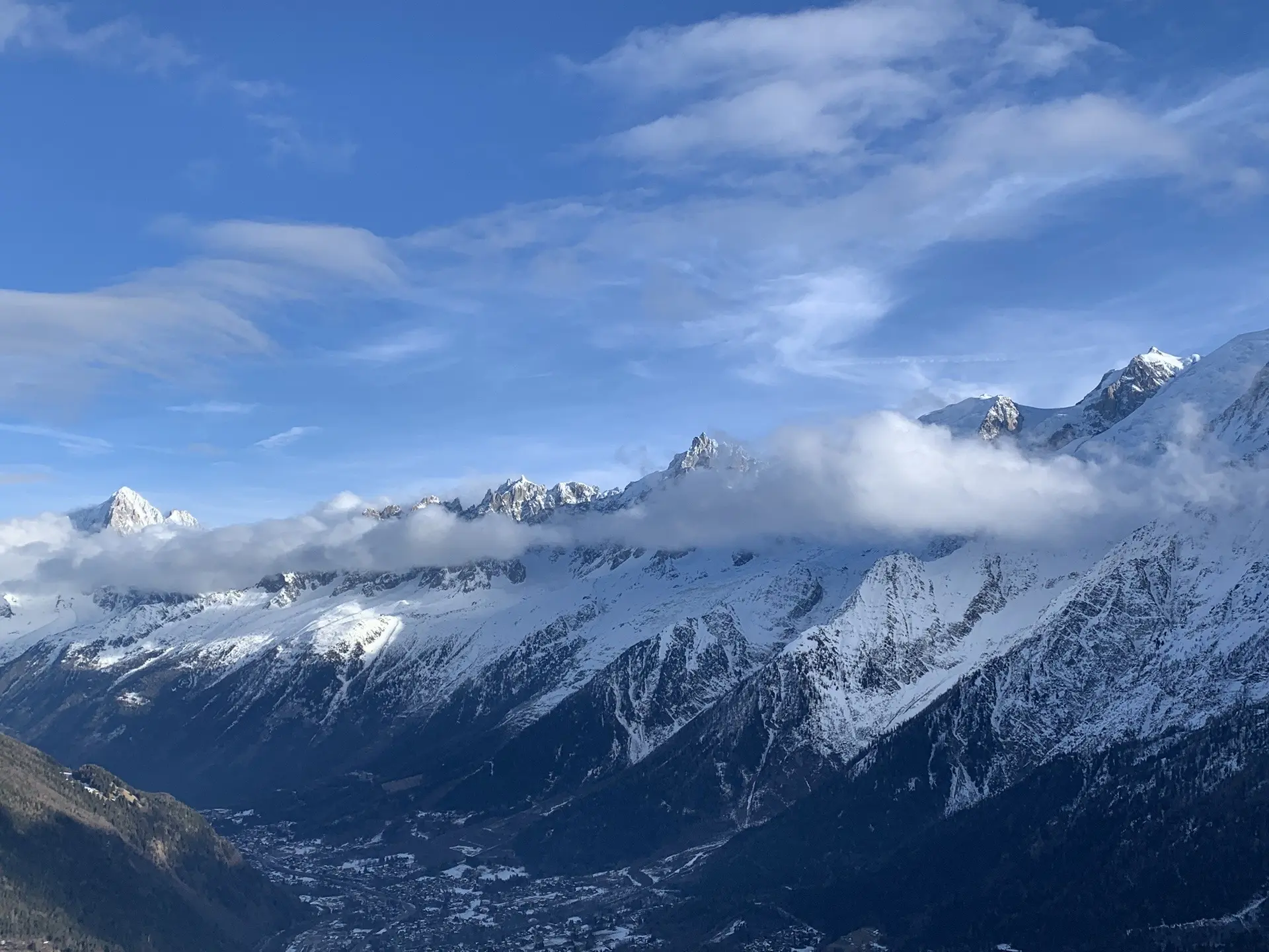 越山 阅书 悦己。