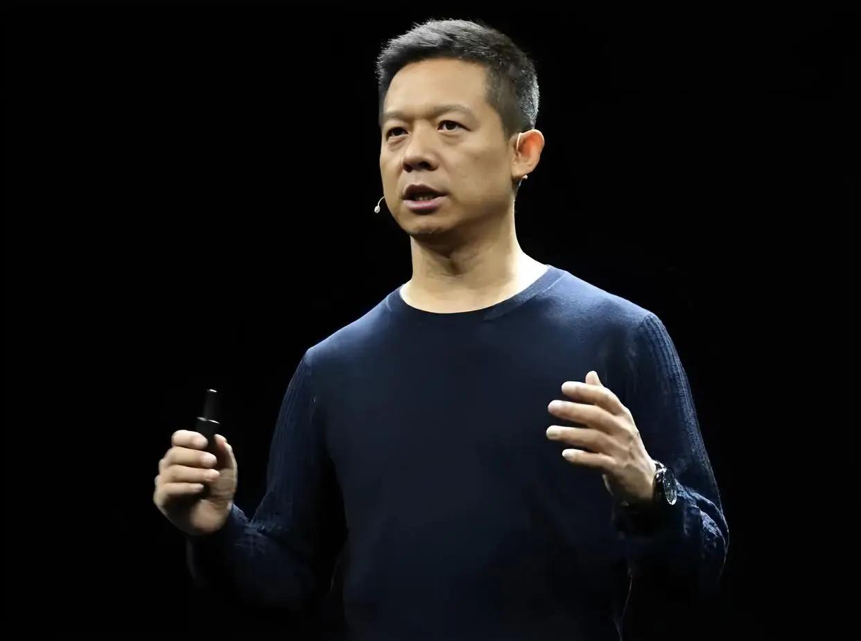 乐视创始人贾跃亭欠122亿的巨债，跑路美国七年，谁曾想400多名老员工，让原本资