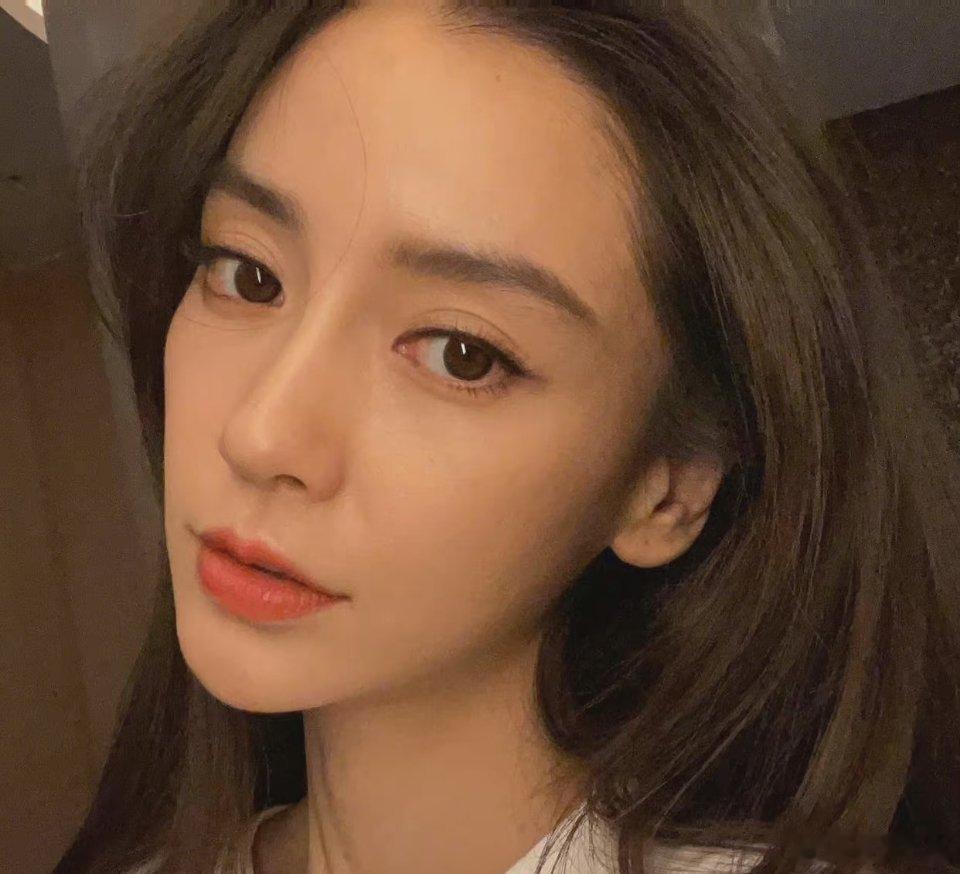 angelababy |杨颖 怼脸神图＋1 ​​​