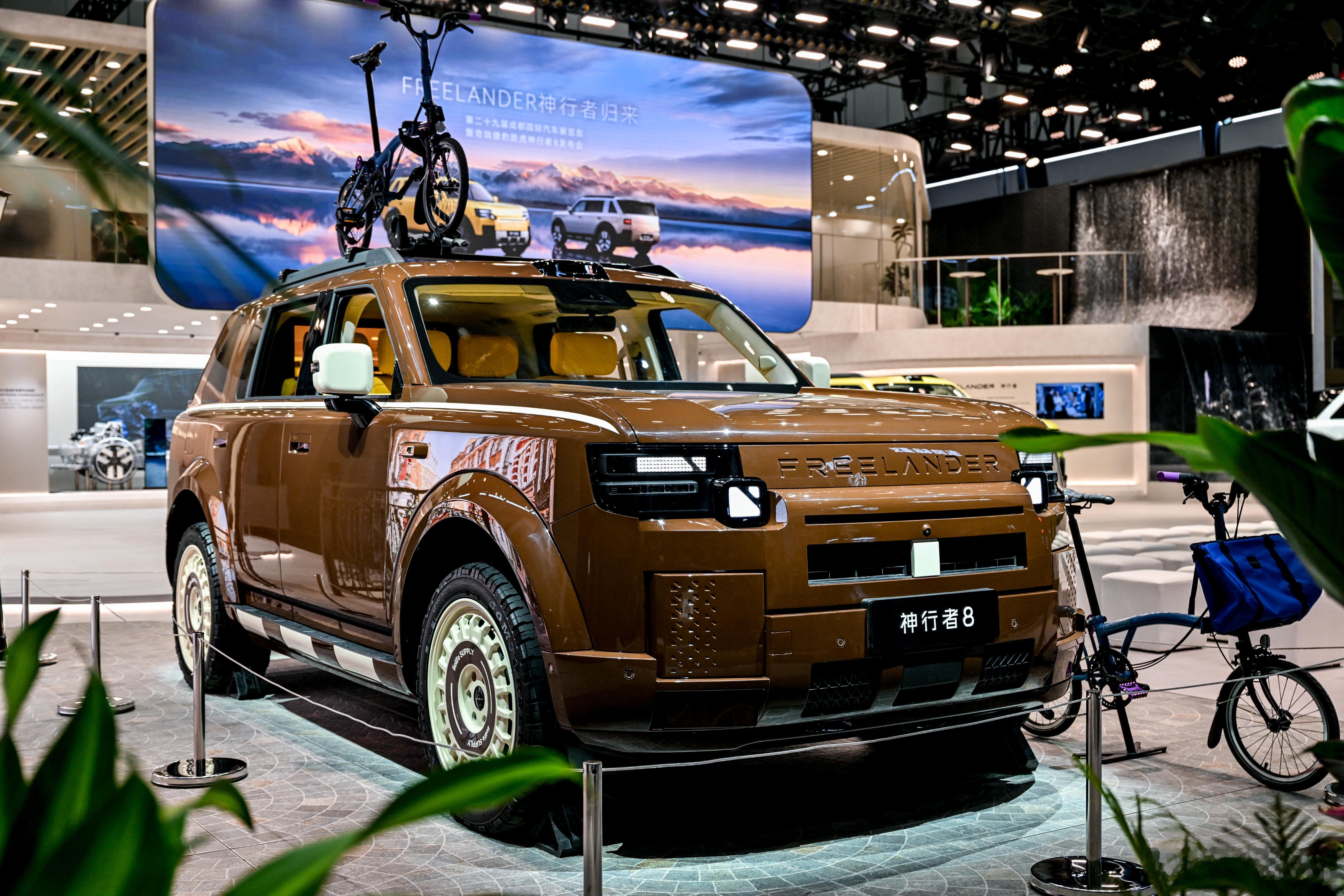 不知道你们发现没有，车展这么多车，FREELANDER 神行者 8 的设计真的经