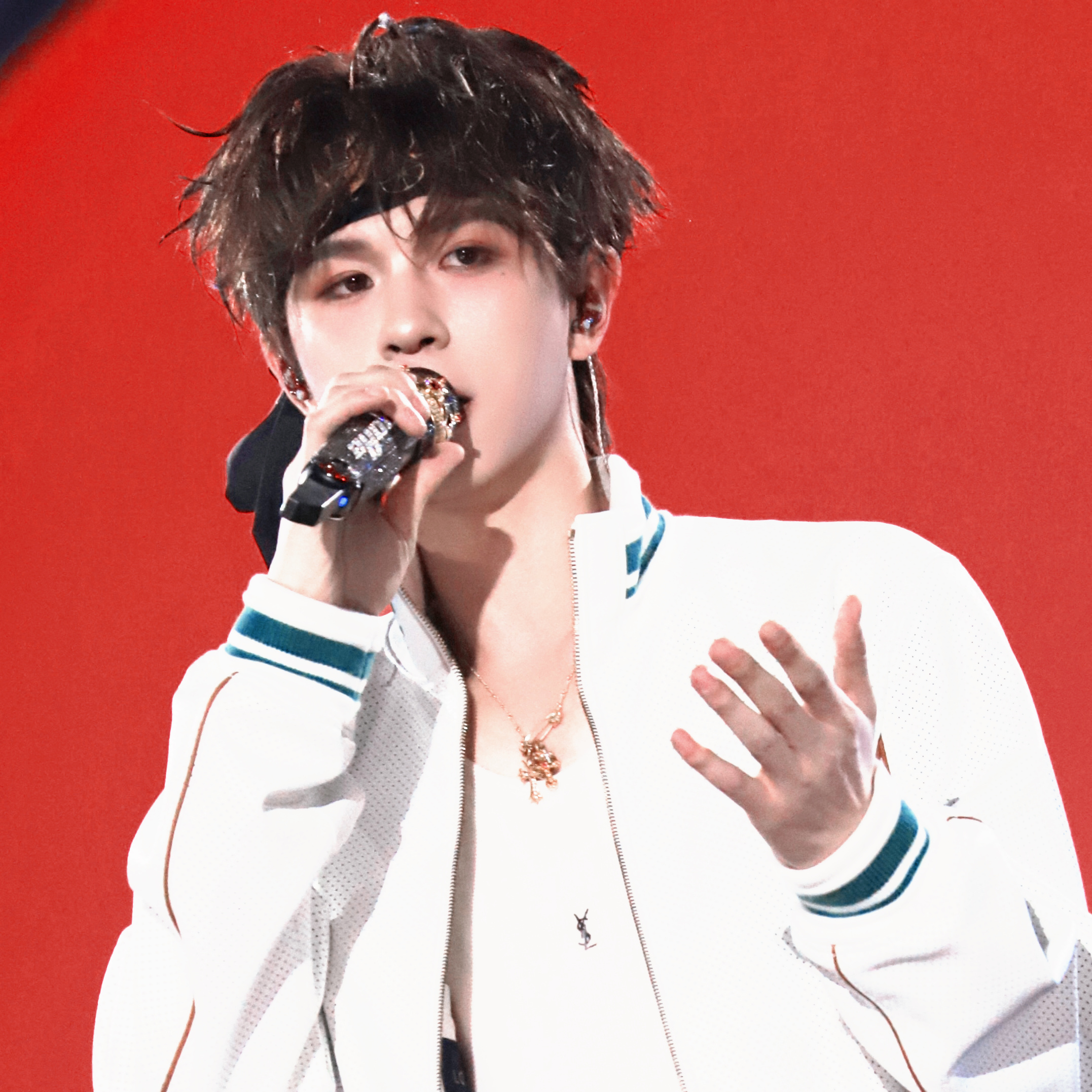 𝑺𝒉𝒂𝒓𝒆 🎤 谁欧巴谁老公谁男友谁对象谁丈夫谁男神何浩楠｜自修图｜