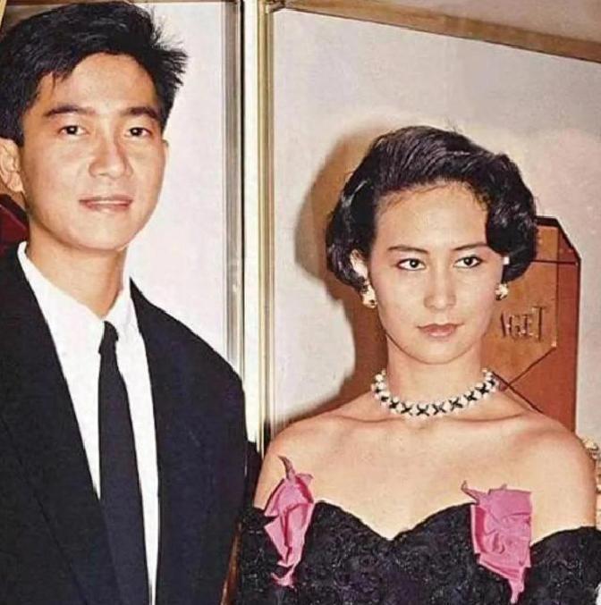 王晶不再隐瞒！陈百强英年早逝主因不是何超琼，原来我们都误会了
王晶炸开锅：陈百强