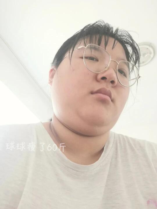 戒糖+降雄1年，素颜已达nextlevel