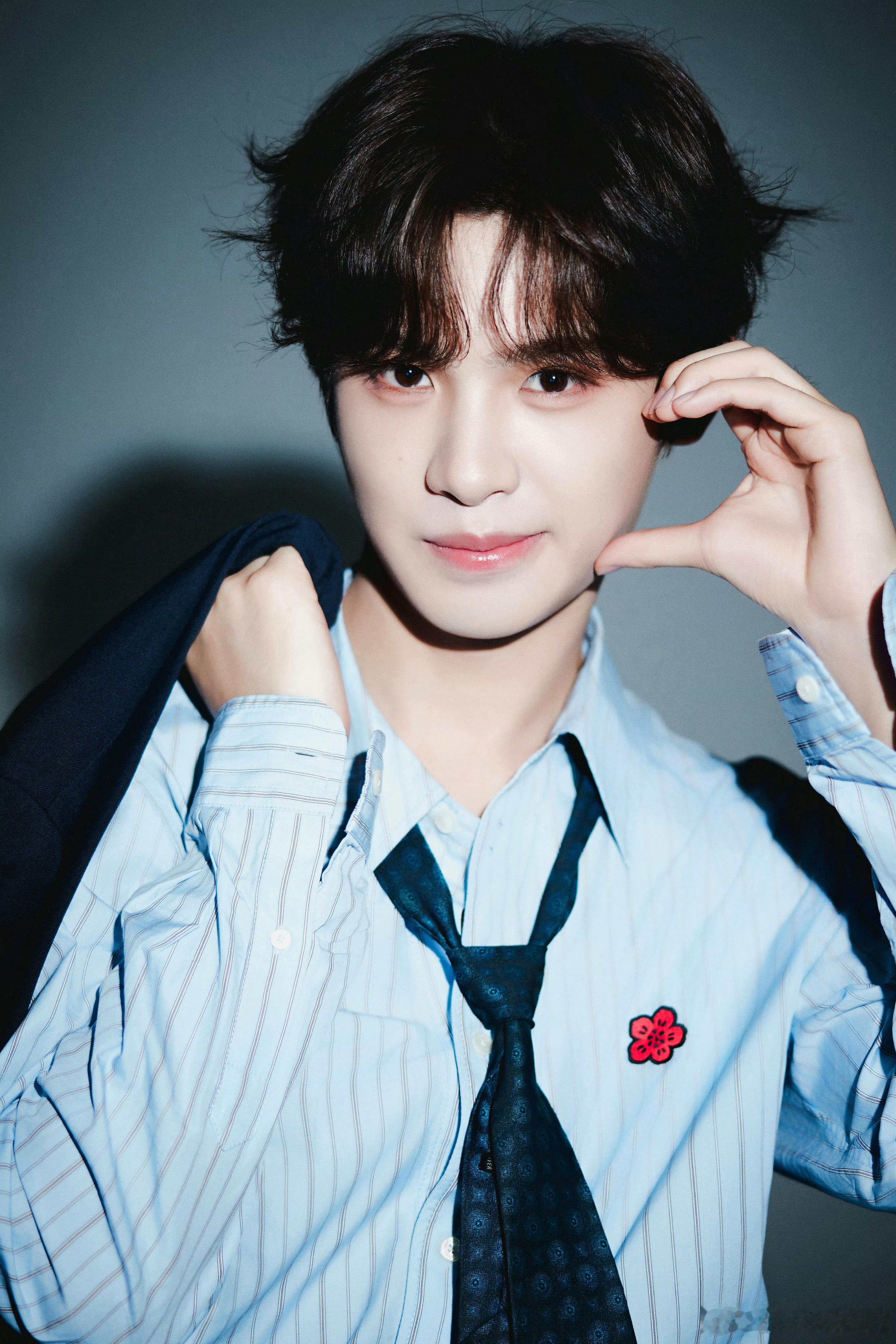 黄明昊上海演唱会在筹备中黄明昊对接确认：上海演唱会在筹备中，具体时间以及抢票方式