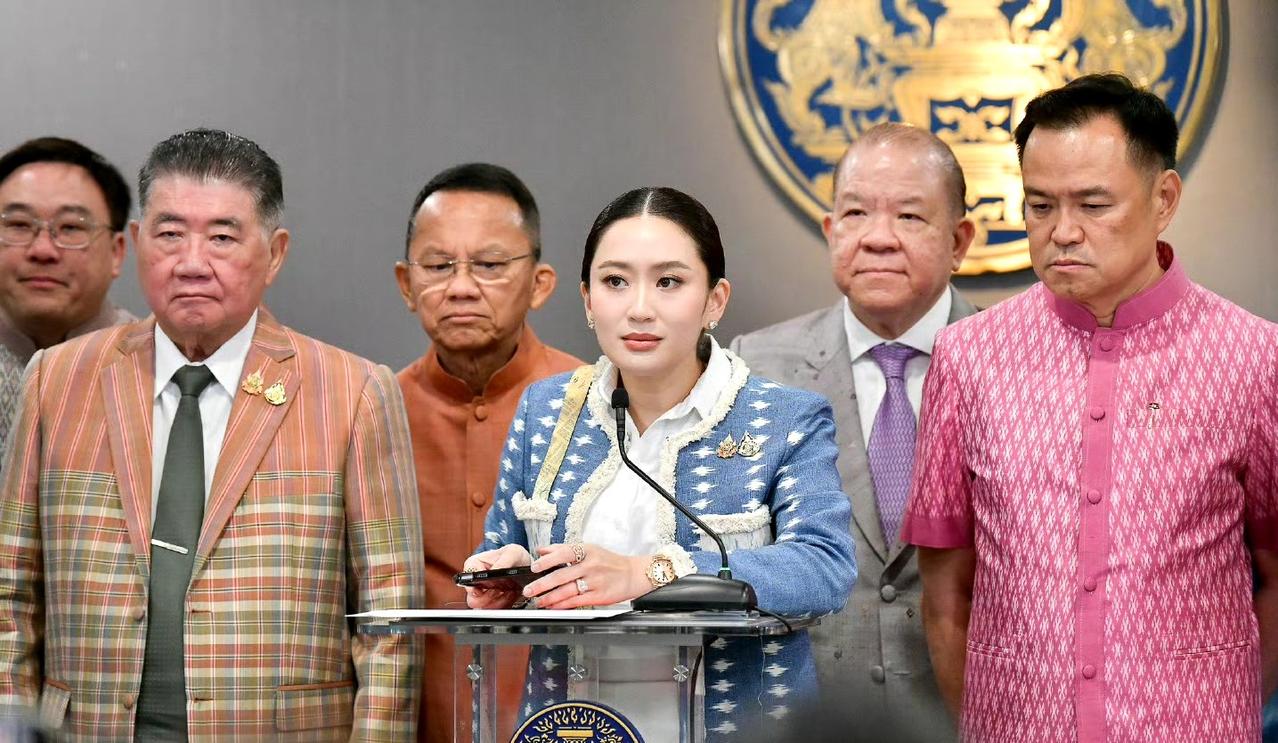 佩通坦下台背后，不止是赌场那么简单
阿努廷在韩国说了，泰国不搞赌场，然后佩通坦下