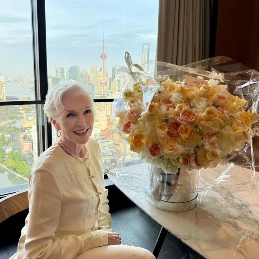 梅耶·马斯克：“媒体必须改变，政客也必须改变，不要再卑鄙、卑鄙、不诚实...