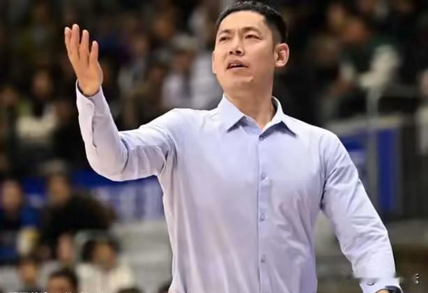 全场18次失误，北控大比分失利，创赛季最低得分记录

在今晚结束的一场CBA常规