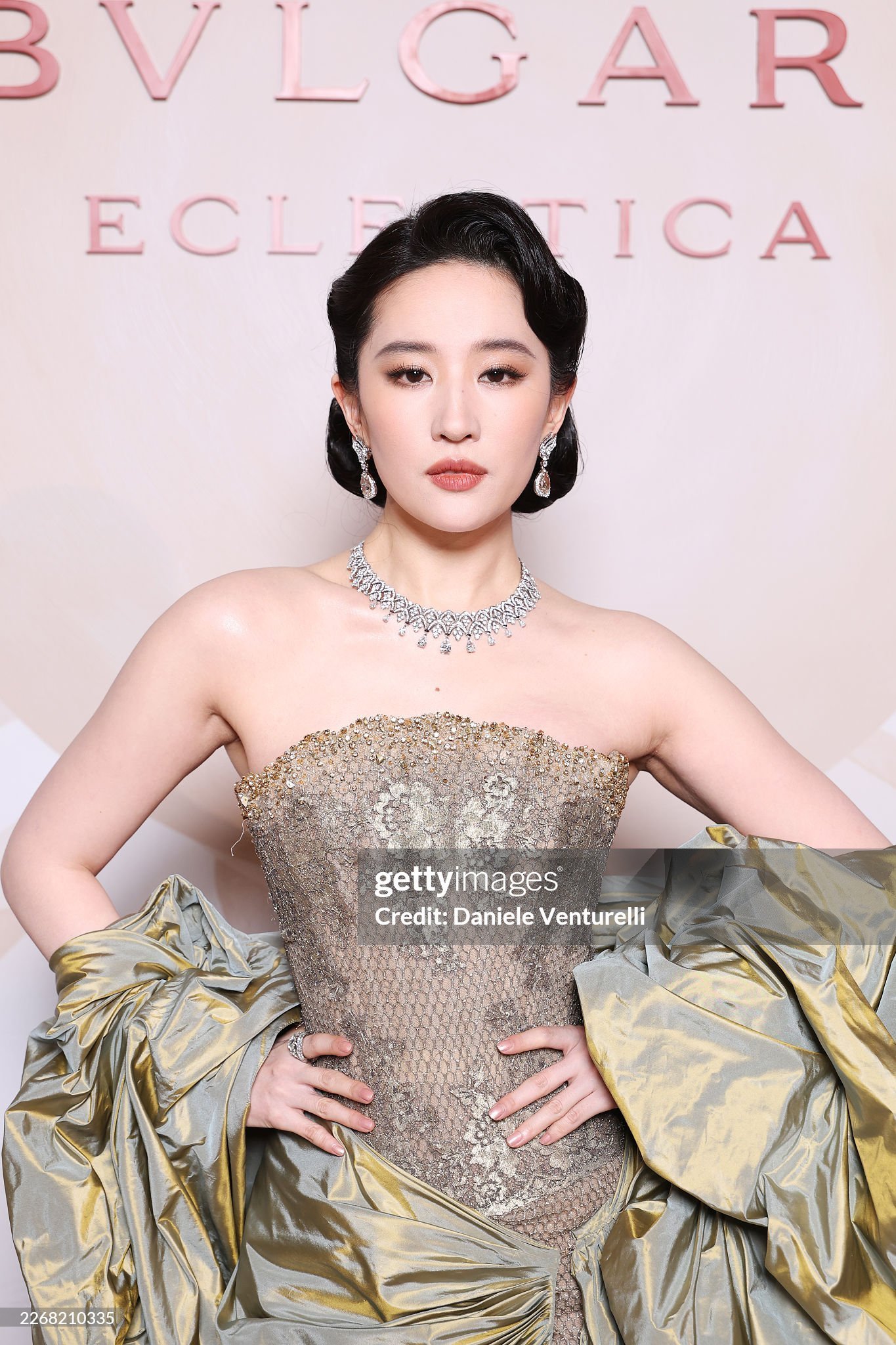 刘亦菲宝格丽活动第二套G社生图状态 