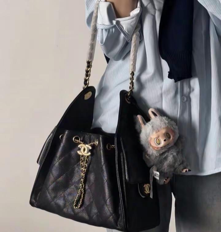 淡淡得就好   我知道人生不会太圆满  不奢求虚无  只珍惜爱我的