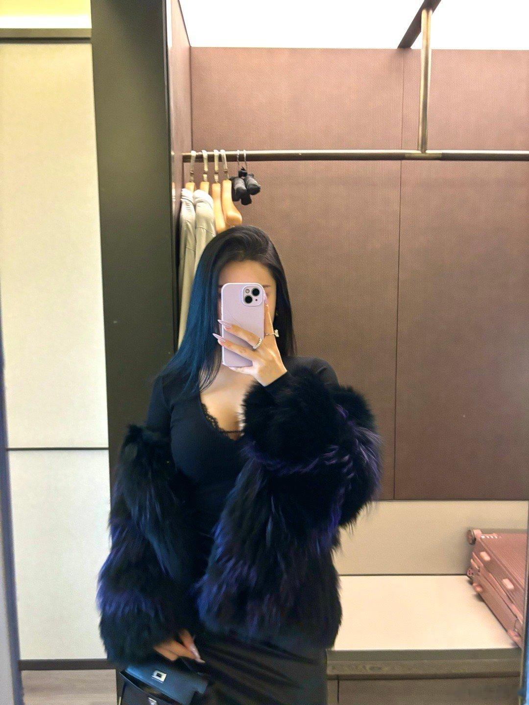 我大概是地球上最后一个单身[doge]  ​​​