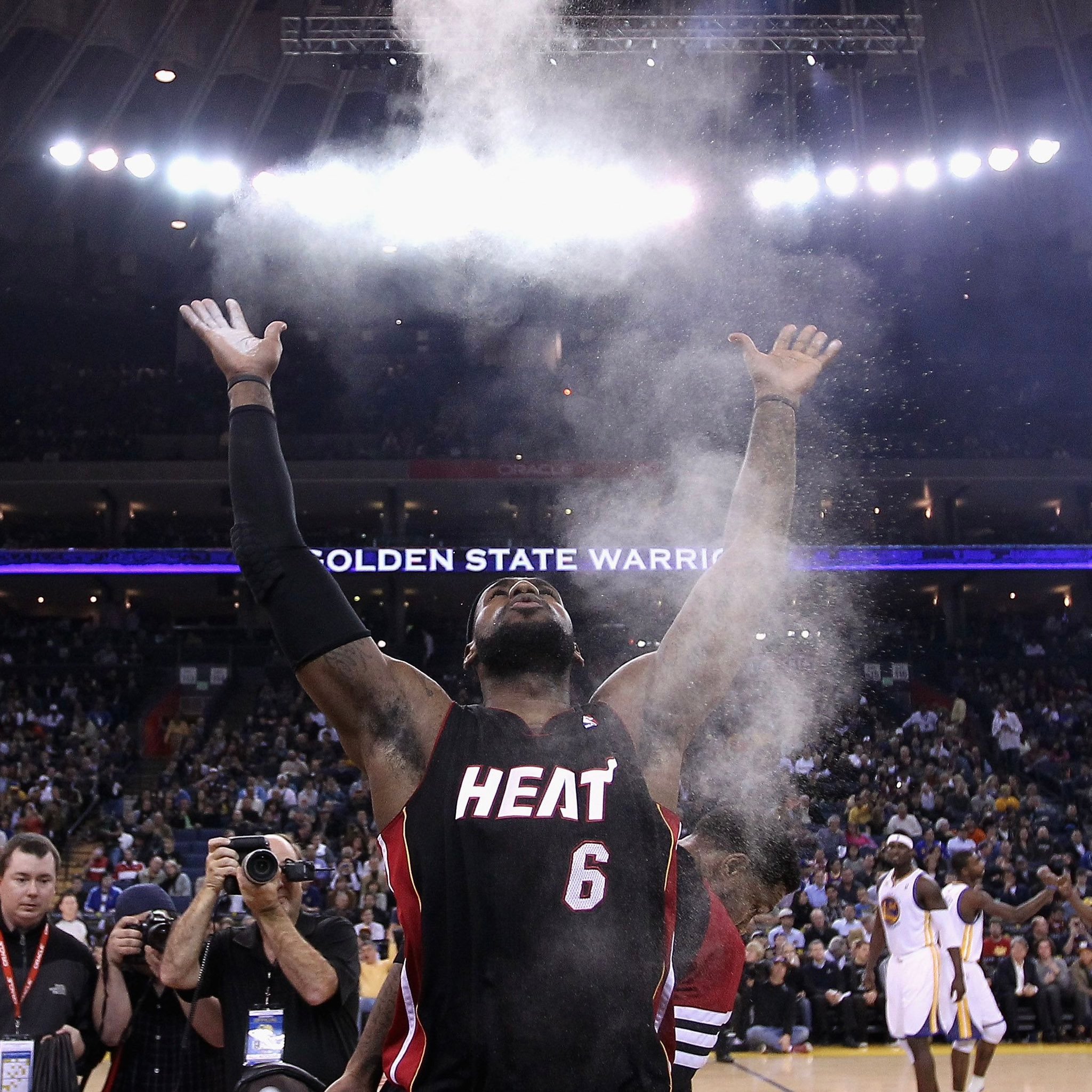 今天距离新赛季揭幕战只有6天了！ ​​​