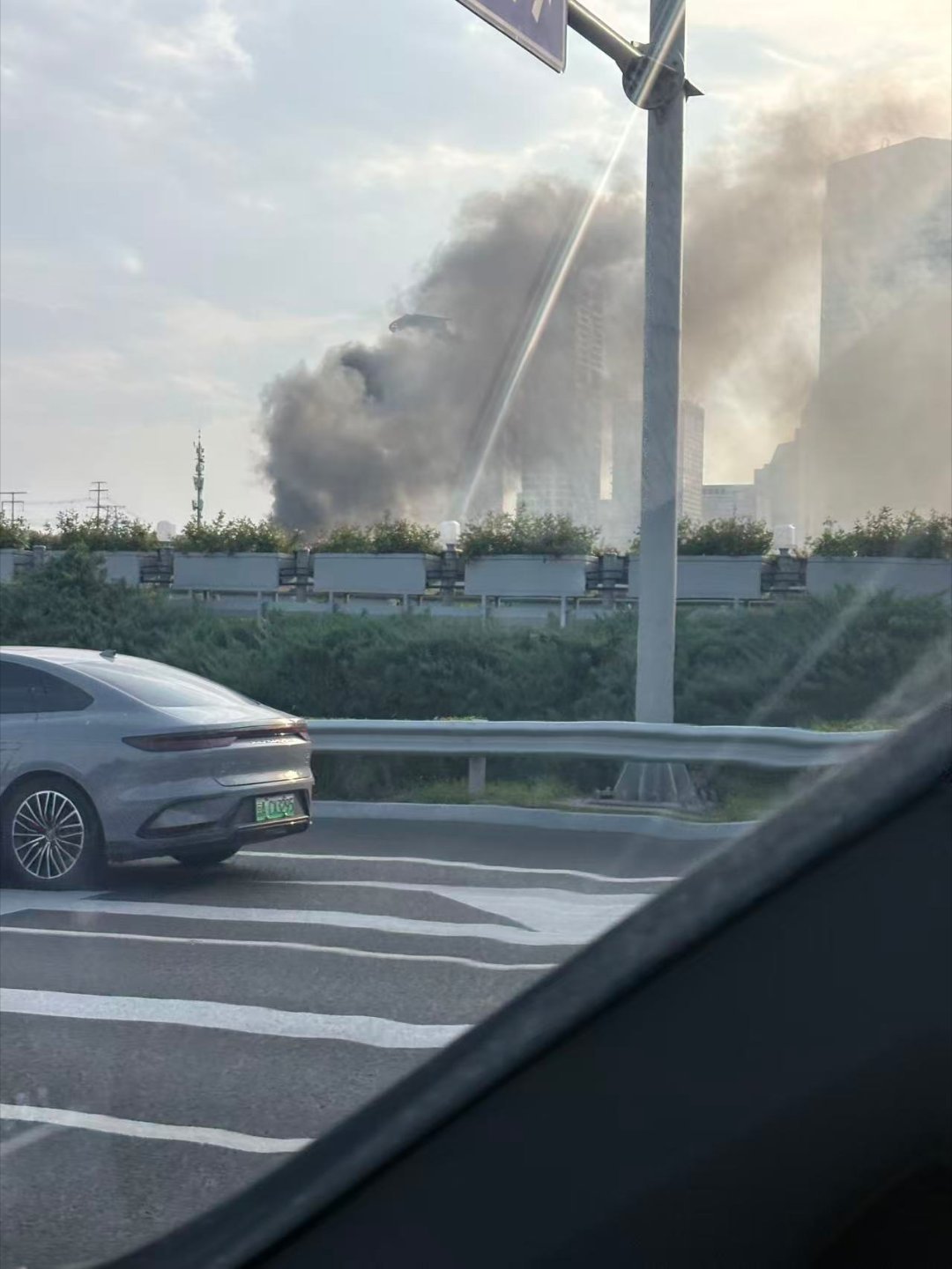 东四环四惠附近，哪里着火了吗？ 