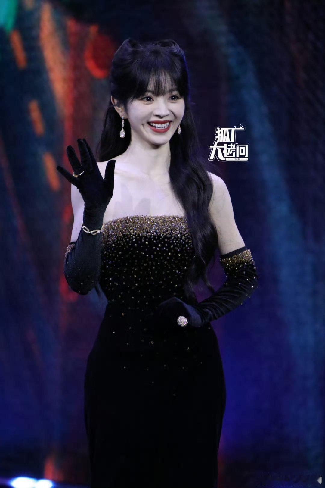 腾讯招商大会 今日份美女们红毯生图！田曦薇 李一桐 孟子义 宋祖儿 张淼怡 包上