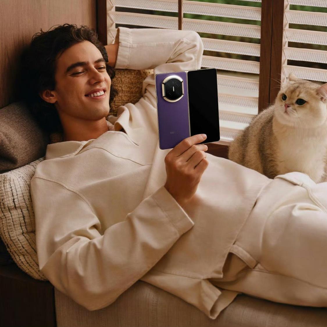 华为MateX7升级到底有多大 全维度大焕新！处理器升级麒麟9030 Pro， 