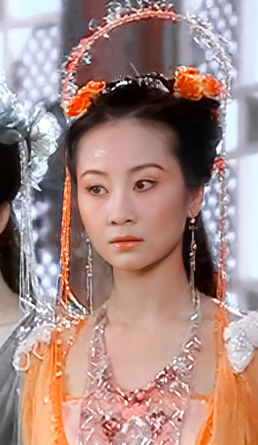 特别喜欢欢天喜地的妆造 每个仙女都美得各有特色 现在的仙女造型都是清一色的白了。