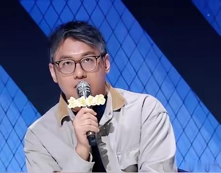 梁源发文怼吴克群不管他说的对不对，不管你喜不喜欢他，总之他火了，之前还真不知道有