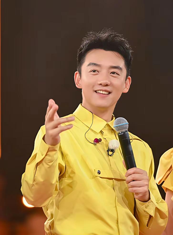 郑恺一个月给苗苗5万元，这笔钱不是孩子的生活费，也不是学费，专门属于苗苗的个人零