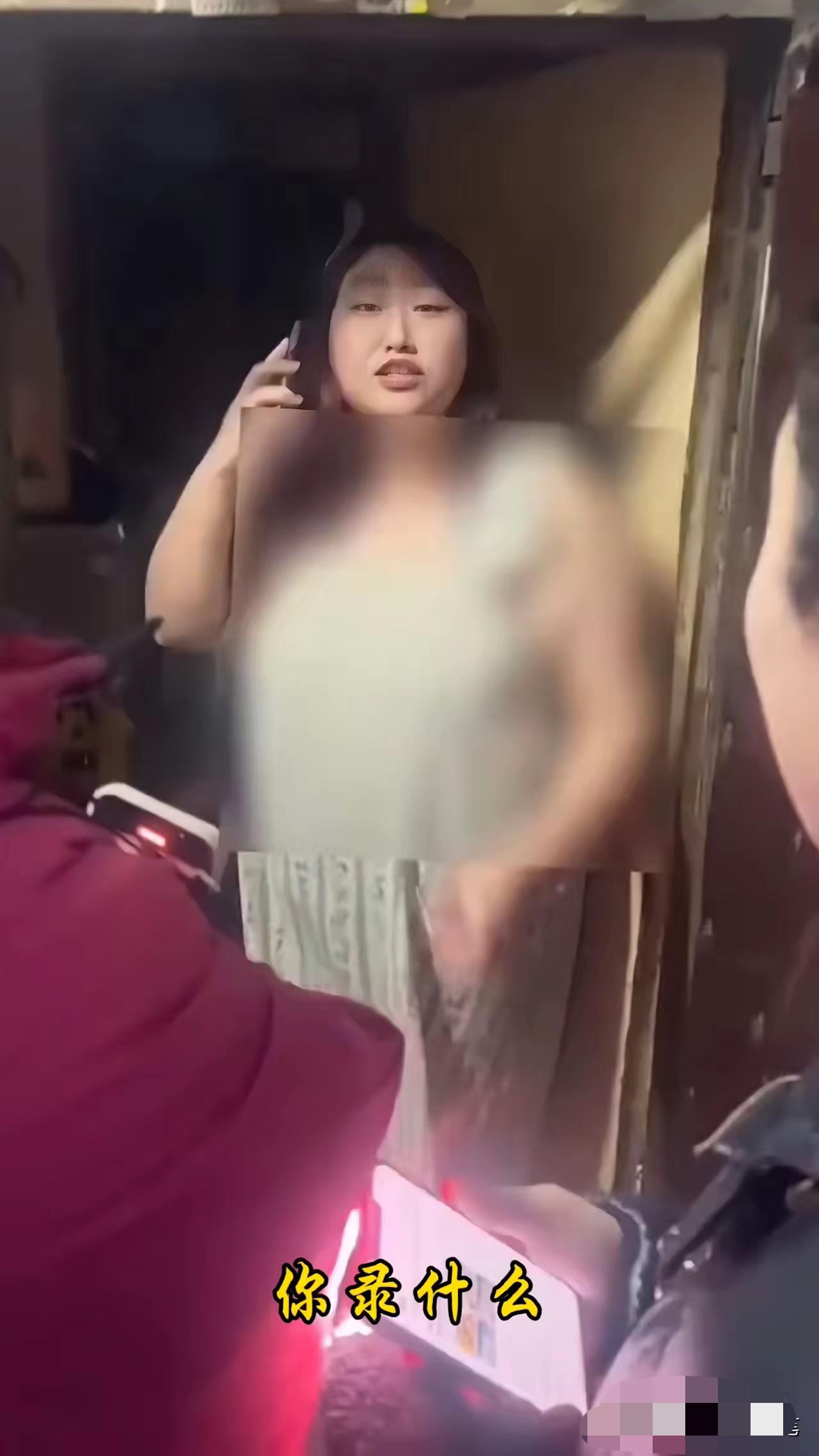 “丢脸丢大了！”女子美团下单榴莲，吃完以后申请退款成功，商家联系女子要求退还榴莲