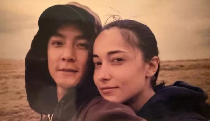 吴彦祖和妻子早年合照 天呐好戳人！吴彦祖老婆晒出二人南非时期老照片，字里行间全是