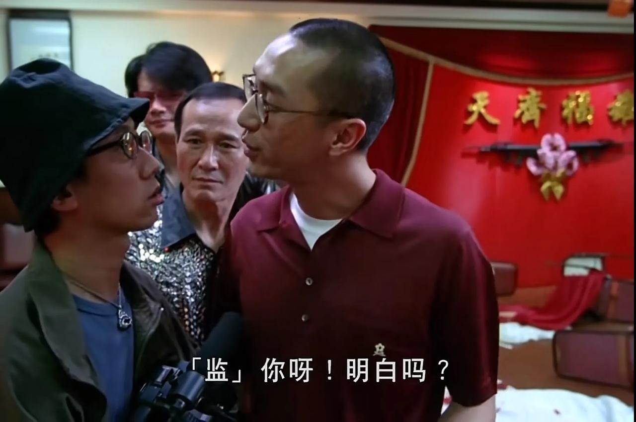 看到有人建议，绍兴鲁迅纪念馆里，不要把鲁迅抽烟的画印墙上。我特别赞成，并且“举一