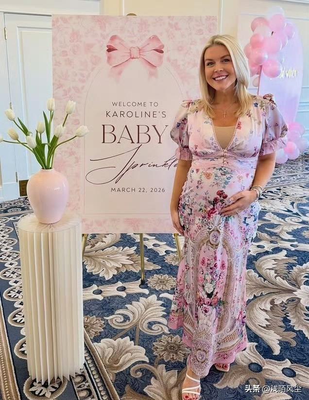 白宫新闻发言人卡罗琳晒孕妇照:“真不敢信还有几周就能欢迎我们的小女士来到这个世界
