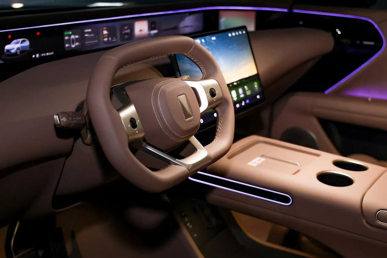 全维满配+华为赋能，阿维塔07 2026款重塑豪华出行新体验